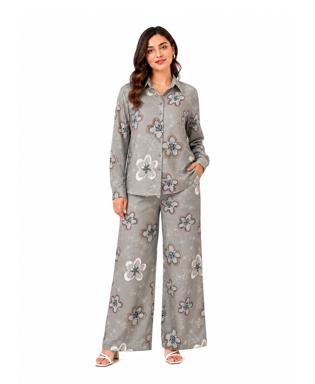 Serenaire Celeste Botanical Bloom Co-ord Set in Grey — look 1