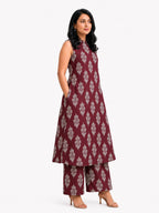 Serenaire Zerelle Floral Buta Sleeveless Kurthi Set in Maroon — look 3